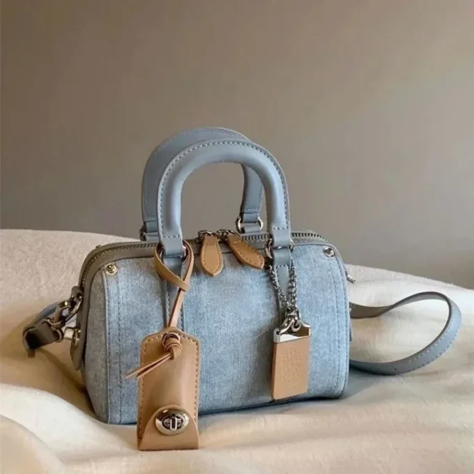 Luxury Bag Platinum Blue Sea Pillow Bag for Women's Handbag 2024 New Versatile Single Shoulder Crossbody Bag Designer Bags