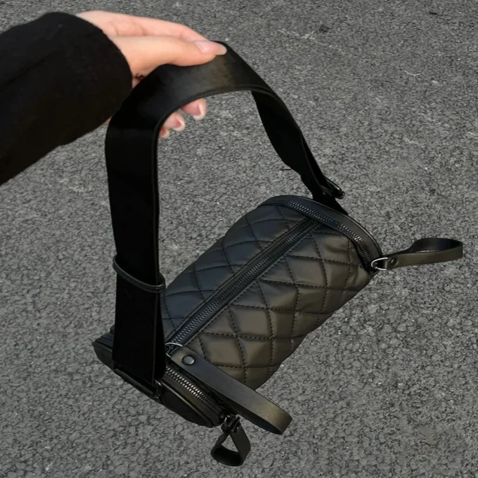 Rhombus Cylindrical Bag For Women Black Leather Crossbody Bag Fashion Bucket Bag Casual Shoulder Bag Outdoor Sports Pillow Bag