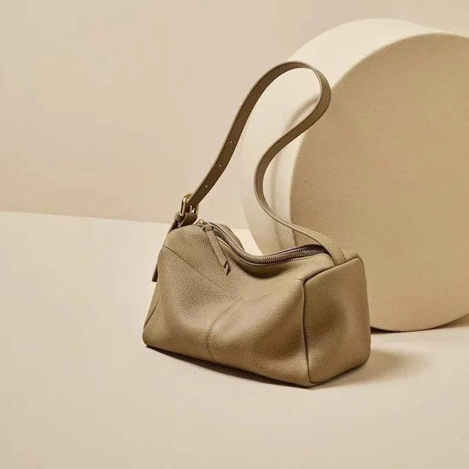 Leather Female 2024 New Fashion Solid Color Shoulder Bag Casual All-in-one Boston Bag High Quality Pillow Bag Handbags