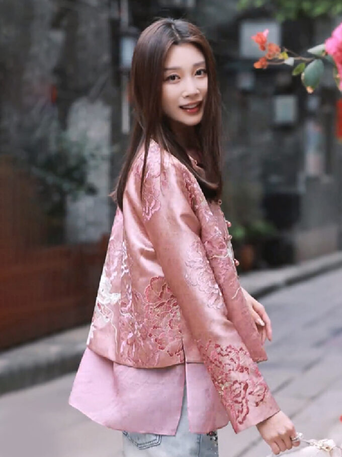 Chinese style Songjin jacquard jacket + pink shirt