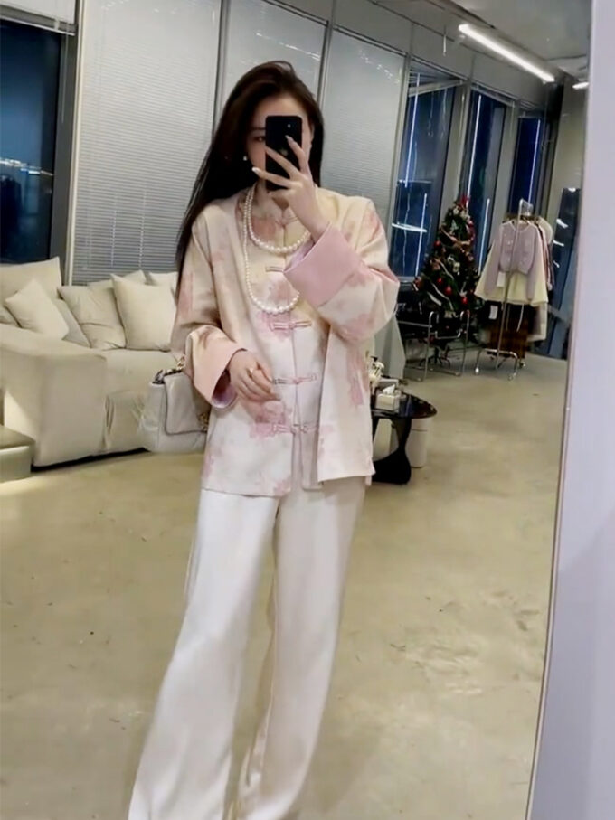 Chinese style buttoned pink coat women