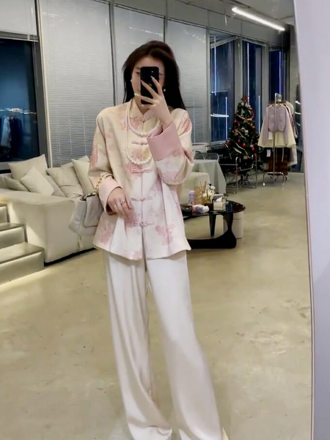 Chinese style buttoned pink coat women
