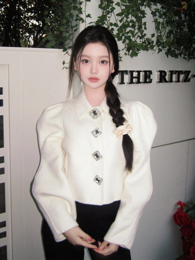 women's white woolen coat