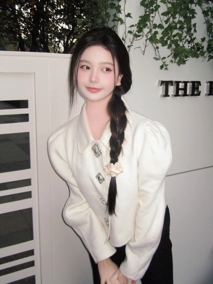 women's white woolen coat