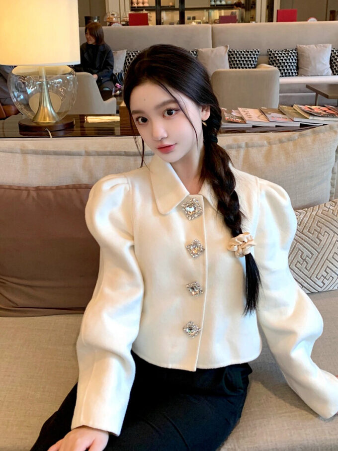 women's white woolen coat