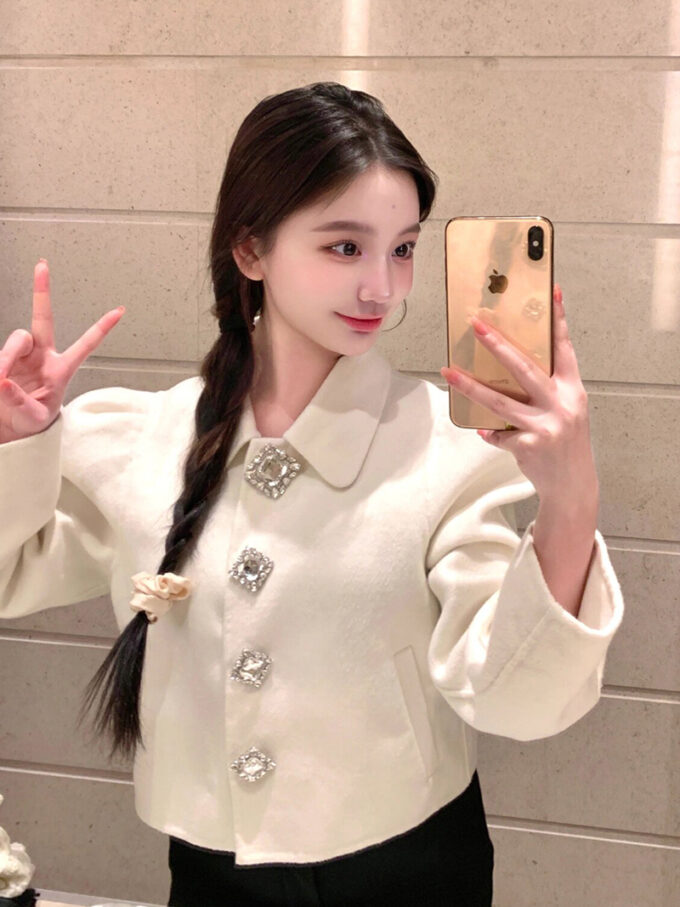women's white woolen coat