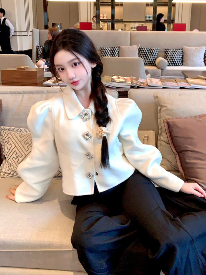 women's white woolen coat
