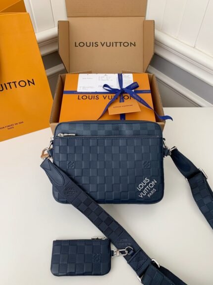 LOUIS VUITTON TRIO Full Leather Messenger Bag M40438