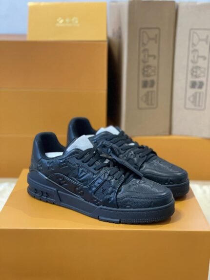 LOUIS VUITTON TRAINER 1A91Q5 Snea kers-black