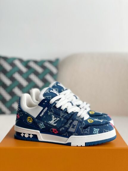 LOUIS VUITTON TRAINER SNEAKERS