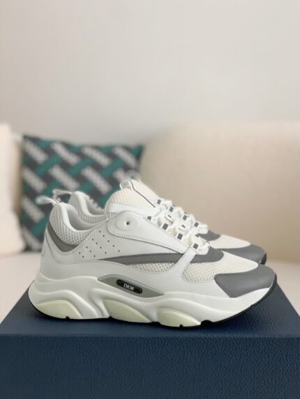 DlOR classic B22 Clunky Sneaker