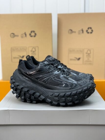 Balenciaga Bouncer Screw Sneakers