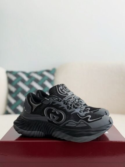 Gucci Ripple Casual Sneakers