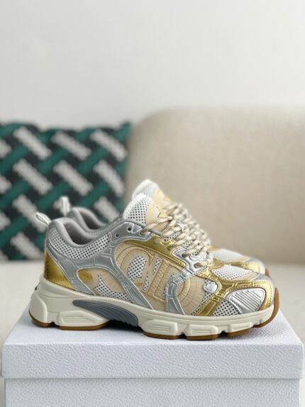 DlOR Running Sneakers