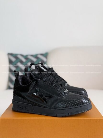 LOUIS VUITTON SKATE LOW-TOP SNEAKERS