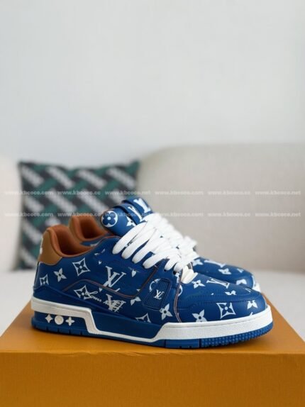 LOUIS VUITTON TRAINER SNEAKERS