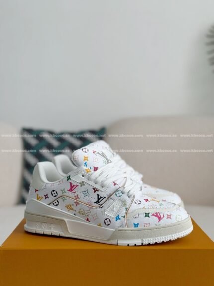 LOUIS VUITTON TRAINER SNEAKERS
