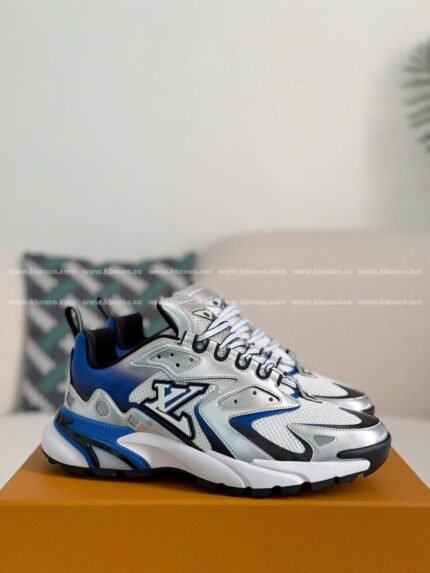 LOUIS VUITTON RUNNER SNEAKERS
