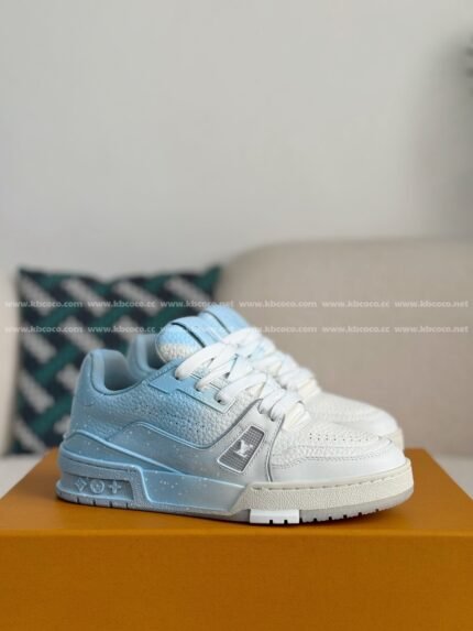 LOUIS VUITTON TRAINER SNEAKERS