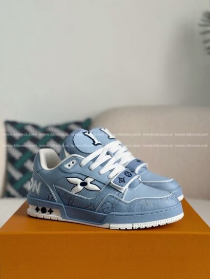 LOUIS VUITTON TRAINER SNEAKERS