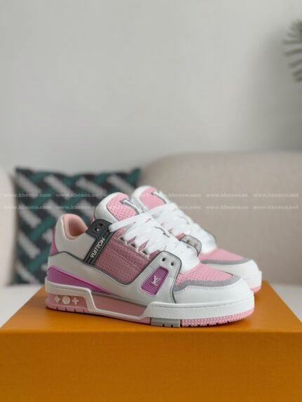 LOUIS VUITTON TRAINER SNEAKERS