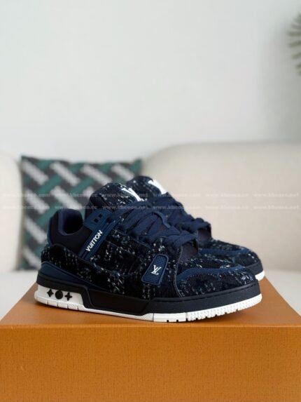 LOUIS VUITTON TRAINER SNEAKERS