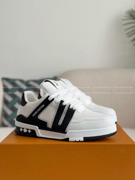 LOUIS VUITTON TRAINER SNEAKERS