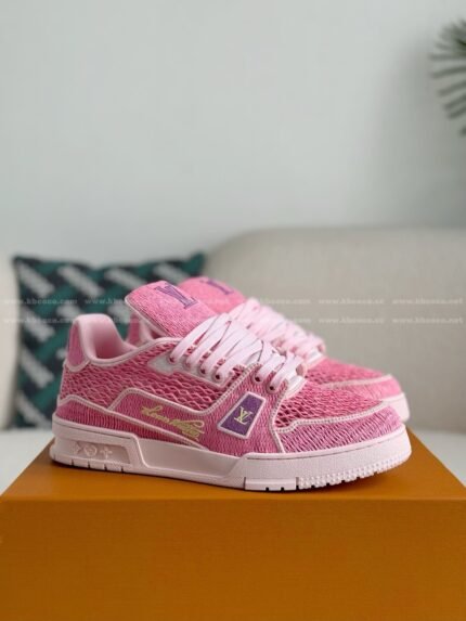 LOUIS VUITTON TRAINER SNEAKERS