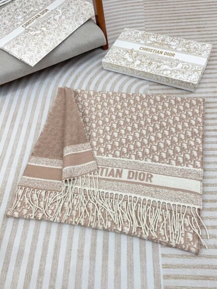 DIOR double-sided cashmere scarf with letters Size: 45*200cm