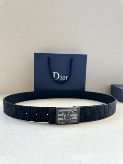 Dior belt buckle Width: 3.5cm