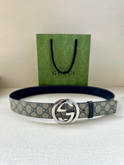 GUCCI GG Supreme interlocking double G buckle canvas belt Width: 3.8cm