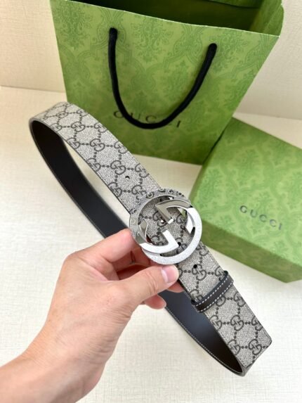 GUCCI GG Supreme interlocking double G buckle canvas belt Width: 3.8cm