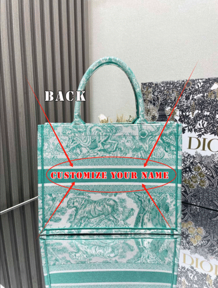 𝗗𝗜𝗢𝗥 Green Tiger 【Medium】 𝗕𝗼𝗼𝗸 𝘁𝗼𝘁𝗲 shopping bag